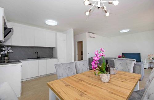 Veliko Brdo Apartment | Sunset Apartments