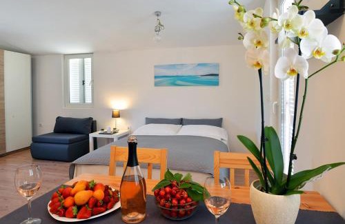 Vrsar House | Sunset Garden House Vrsar