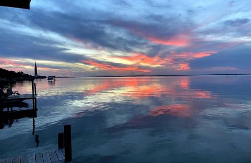 Gulf Breeze House | Sunset Hideaway