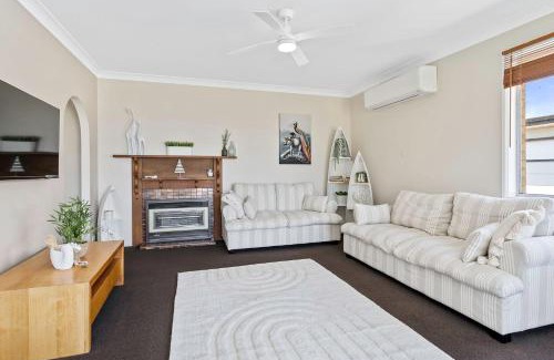 St. Georges Basin House | Sunset on Loralyn