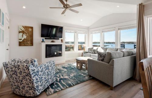 Colington House | Sunset On The Sound