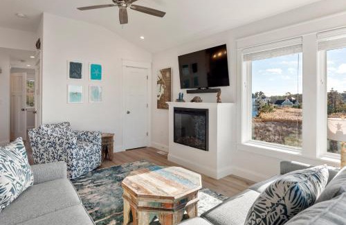 Colington House | Sunset On The Sound