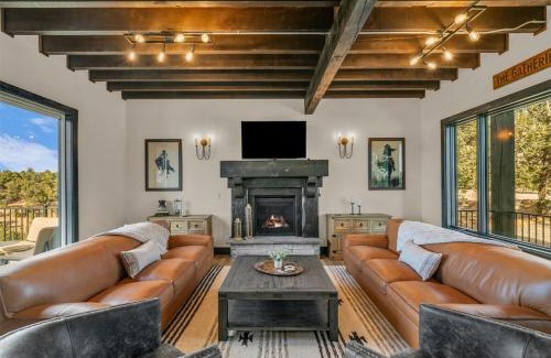 Orderville House | Sunset Pointe Modern Comfort Epic Views Zion