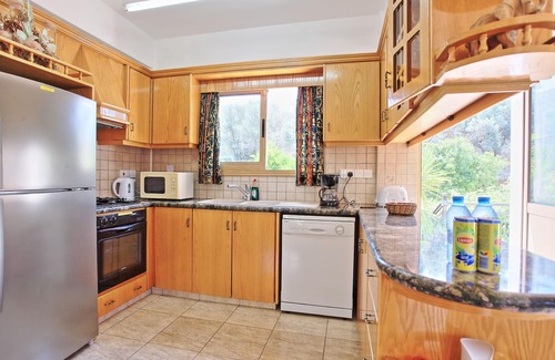 Nea Dimmata Villa | Sunset views, large pool, familiar to mobility difficulties