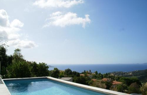 Albitreccia Villa | Sunset Villa with Bay View
