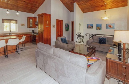 Antoneys Cay Condo | Sunset Villas 4A: Seaside Serenity 2-Bedroom Condo