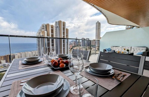 Benidorm Apartment | SUNSET WAVES sea view apartments