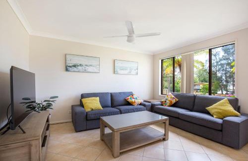 Culburra Beach House | Sunsets - Family Friendly, Affordable