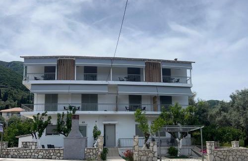 Nikiana Hotel | Sunshine Apartments and Rooms