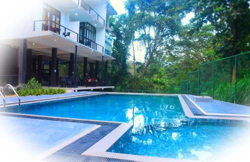Udawalawa Hotel | Sunwin River Hotel