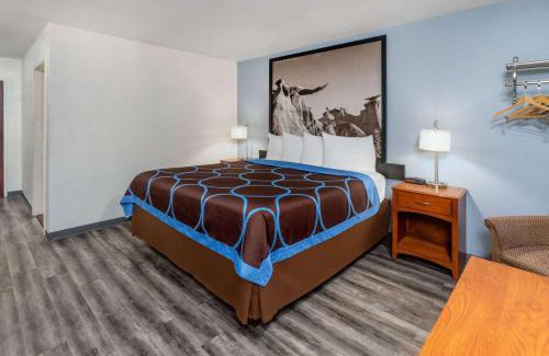 Clayton Hotel | Super 8 by Wyndham Clayton