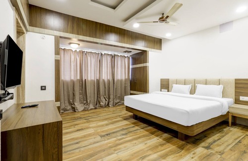 Sualkuchi Hotel | Super Capital O The Apple Tree