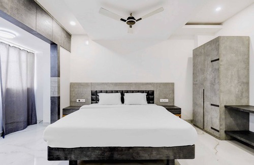 Sualkuchi Hotel | Super Capital O The Apple Tree