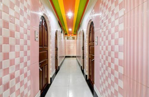 Kolkata Hotel | Super Collection O Raj Guest House Near Kolkata Airport