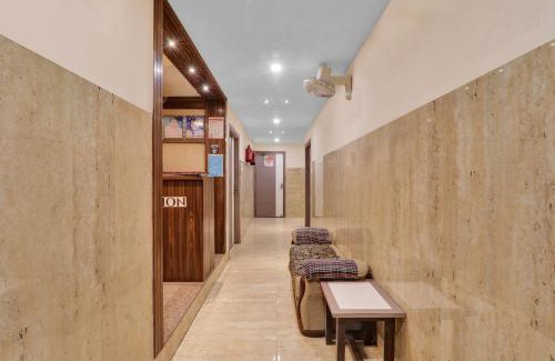 Gorakhpur Hotel | Super Hotel O Sada Shiv Guest House
