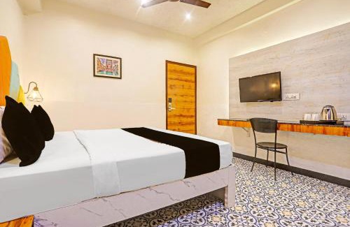 Varanasi Hotel | Super Townhouse Cantonment Varanasi Formerly Sarin Inn