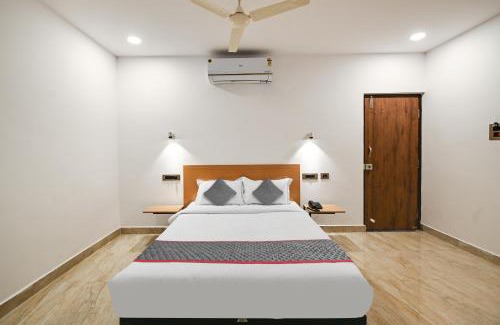 Champapet Hotel | Super Townhouse De Alphabet Karmanghat