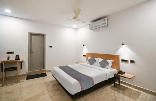 Champapet Hotel | Super Townhouse De Alphabet Karmanghat