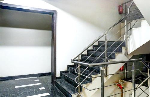 Pune Hotel | Super Townhouse Oak Viman Nagar formerly Kuber Inn