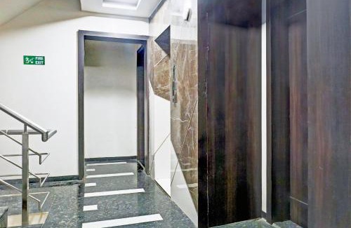 Pune Hotel | Super Townhouse Oak Viman Nagar formerly Kuber Inn