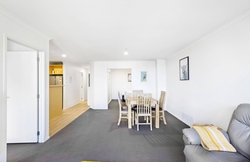 Eden Terrace Apartment | Superb 2BR Aprt in Central City - Wifi