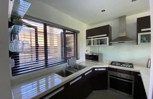 Cap Malheureux Apartment | Superb apartment Bain Boeuf, beach in 2 min walk