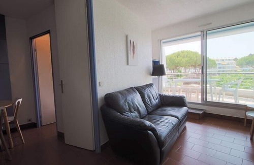 Le Grau-Du-Roi Apartment | Superb, Sleeps 5 in cabin, Parking, 100 m Beach
