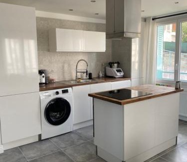Vallieres Apartment | Superbe appart à Clermont-Ferrand Parking privé