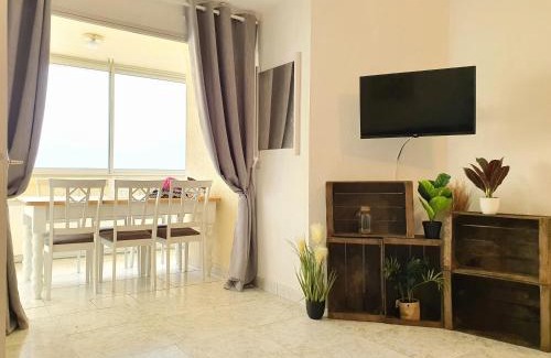 La Cote Radieuse Apartment | Superbe appartement face à la mer avec parking privatif