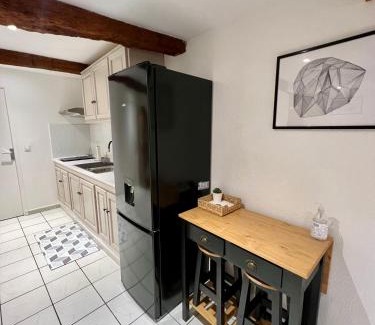 Hyeres City Centre Apartment | Superbe appartement neuf et cosy en centre ville