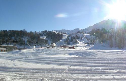 Plagne Centre Apartment | Superbe appt rénové 3 pièces au pied des pistes, balcon sud, 8 pers, près commerces - FR-1-455-36