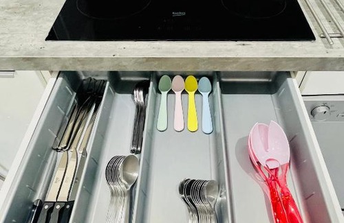 Saint-Louis Apartment | SUPERBE DUPLEX DESIGN NEUF 2 CHAMBRES, CLIMATISE TOUT CONFORT, FACILE D,ACCES STATIONNEMENT GRATUIT