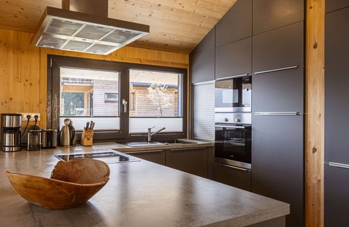 Pichl-Preunegg Ski Chalet | Superior Chalet # 12 with sauna & bathtub inside