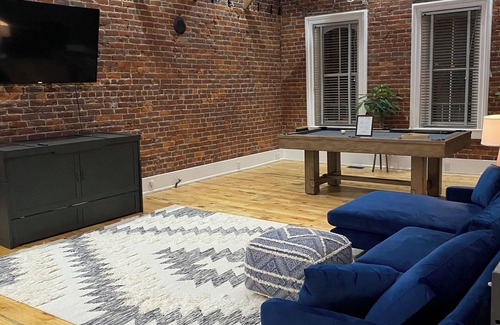 Gaffer District Apartment | Swanky 1-bedroom loft apartment, located directly on Market street