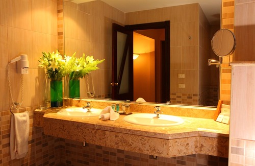 Dream Land Hotel | Swiss Inn Pyramids Golf Resort