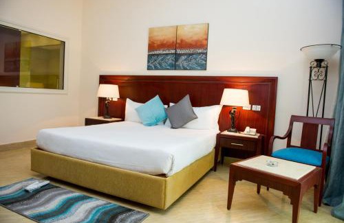 Dream Land Hotel | Swiss Inn Pyramids Golf Resort