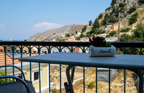 Symi House | Symi Fos
