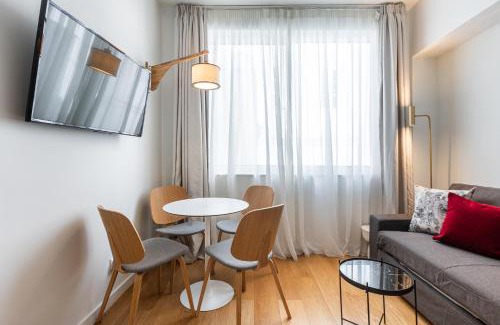 Athens City Centre Apartment | Syntagma Apartments by Olala Homes