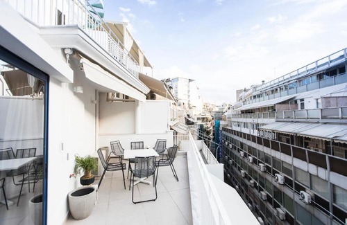 Athens City Centre Apartment | Syntagma Apartments by Olala Homes