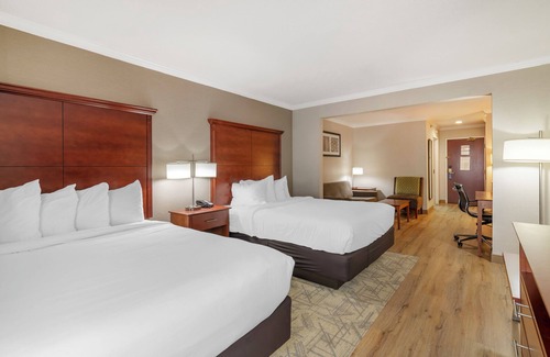 Liverpool Hotel | Syracuse Grand