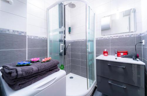Republique Apartment | Syrah - Proche La Défense & Paris