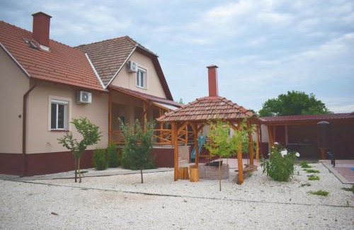 Poroszlo House | Tündérfátyol vendégház