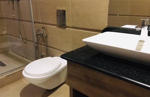 Maitama Bed & Breakfast | T E L E By Summerset Continental Hotel Maitama