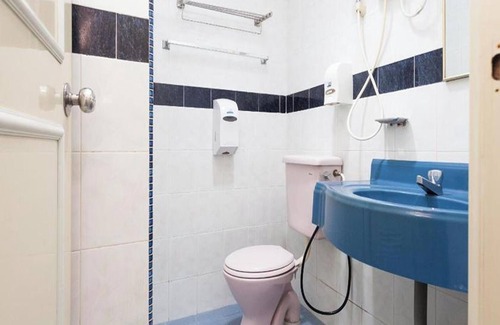 Taman Bunga Ros Hotel | T P Hotel