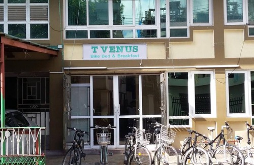 Yangon Bed & Breakfast | T Venus Bed and Breakfast