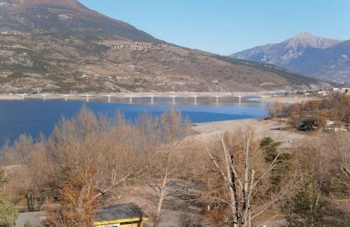 Savines-le-Lac Apartment | T2 avec vue sur le lac de Serre-Ponçon