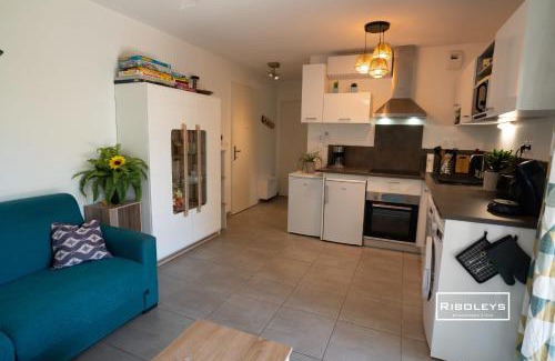 Vias Apartment | T2 climatisé avec WIFI et piscine