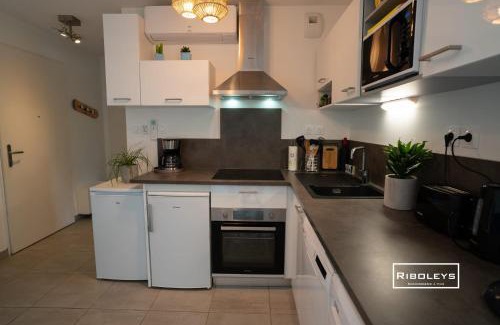 Vias Apartment | T2 climatisé avec WIFI et piscine