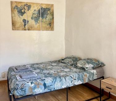 Notre-Dame du Mont Apartment | T2 notre dame du mont - cours Julien - Clim