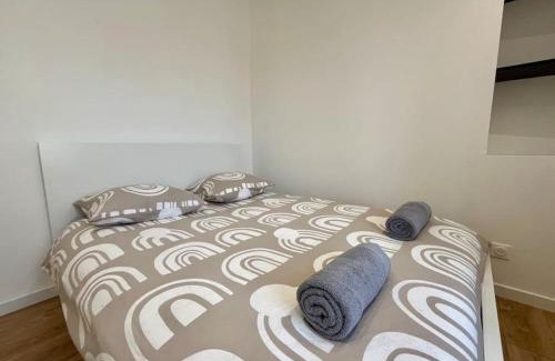 Pierre-Benite Apartment | T2 rénové à 15 min de Lyon